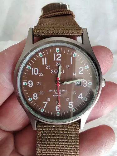 Relógio Quartz novo