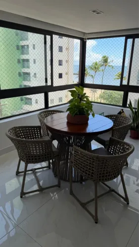 Mesa com careiras em corda náutica + estofados 