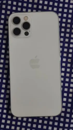 Iphone 12 Pro COM DEFEITO 