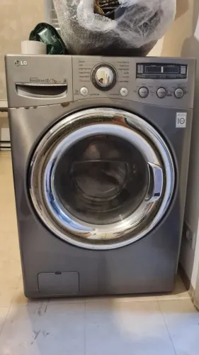 Lava e Seca LG - Retirada para Uso de Peças
