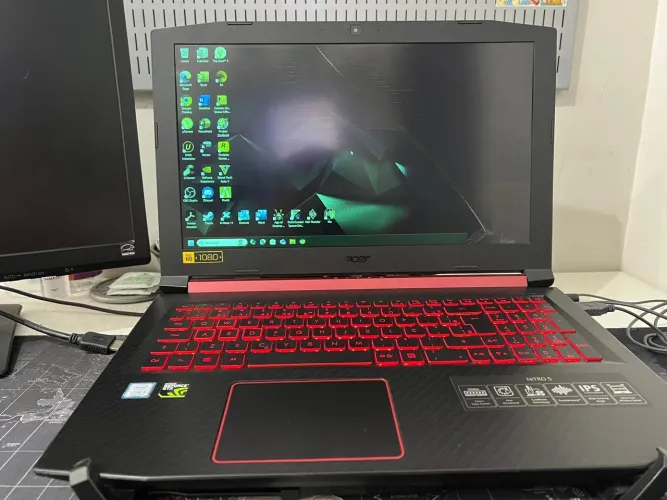 Acer Nitro 5 AN515-52 - GTX 1050