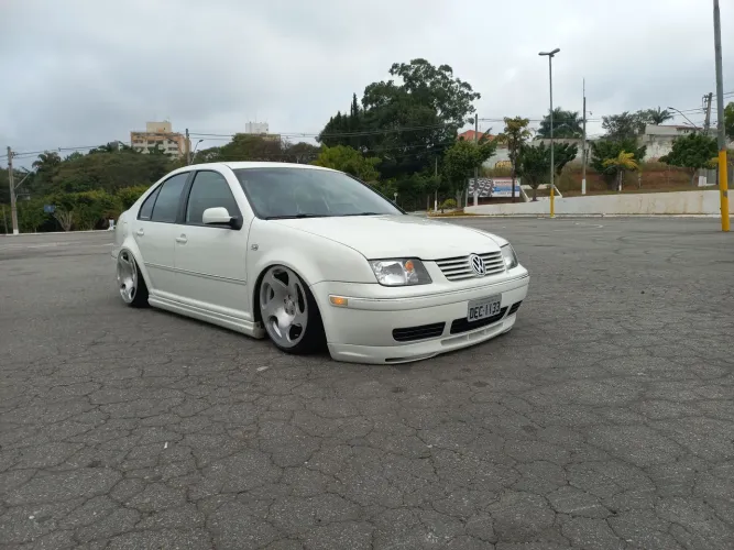 Volkswagen Bora 2.0 8V Comfortline Mec. 2001