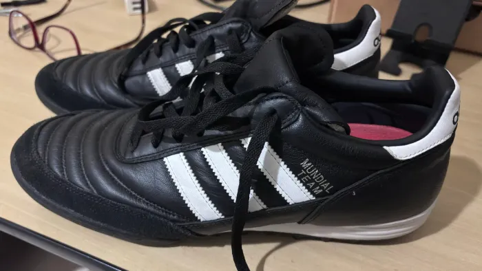 Chuteira Adidas Mundial Team 44