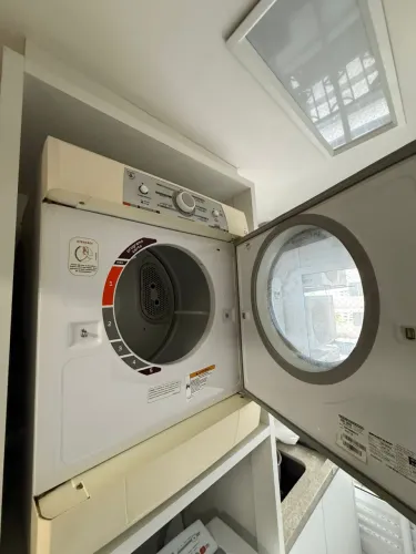 Vendo excelente máquina de secar em perfeito estado de uso!!