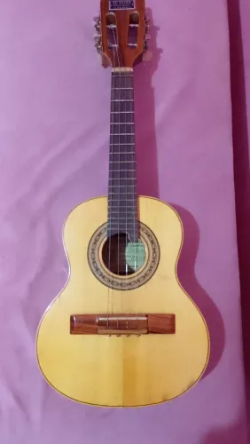 Cavaquinho Delvecchio modelo Valdir