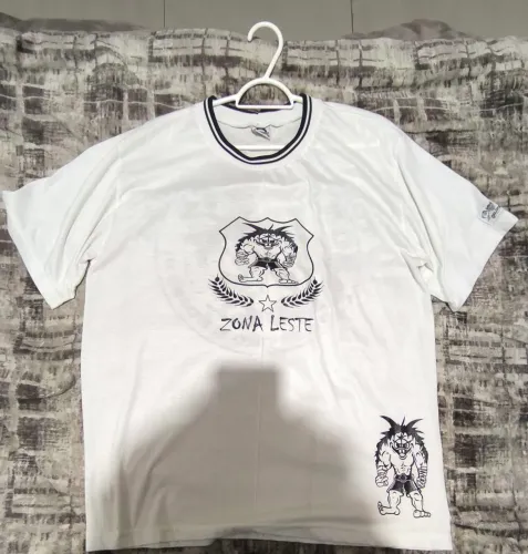 Camisa antiga Galoucura Zona Leste tamanho G