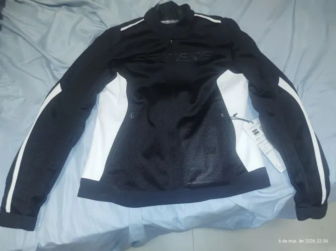 Jaqueta feminina Dainese Hydraflux 2 Air Lady D-Dry preta/branca com forro removível. Nova