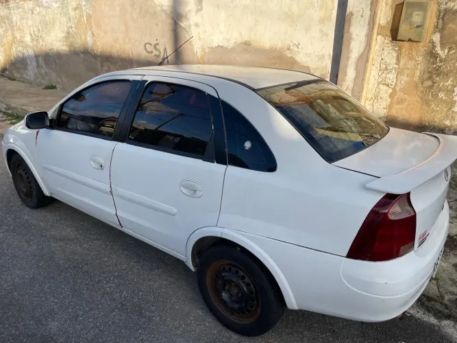 Chevrolet Corsa Sed. Premium 1.4 8V Econoflex 4P 2011