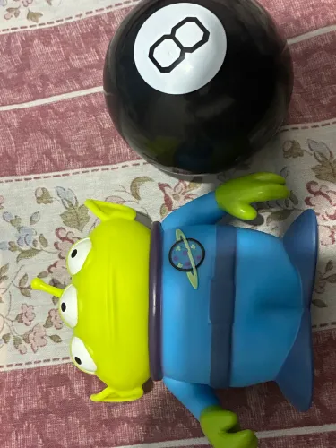 Toy Story bola 8 e alien