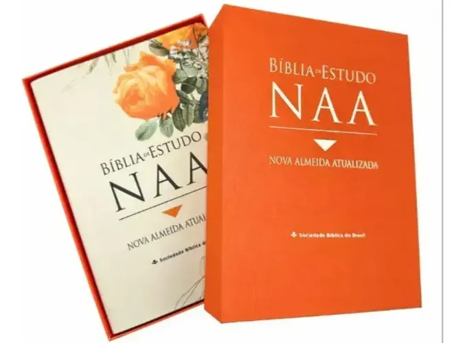 Bíblia De Estudo NAA Capa Feminina Floral