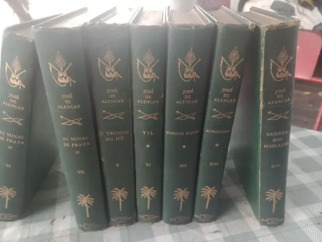 7 volumes da coleção José de Alencar 