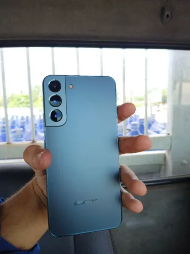 Troco S22 PLUS em inferior com volta