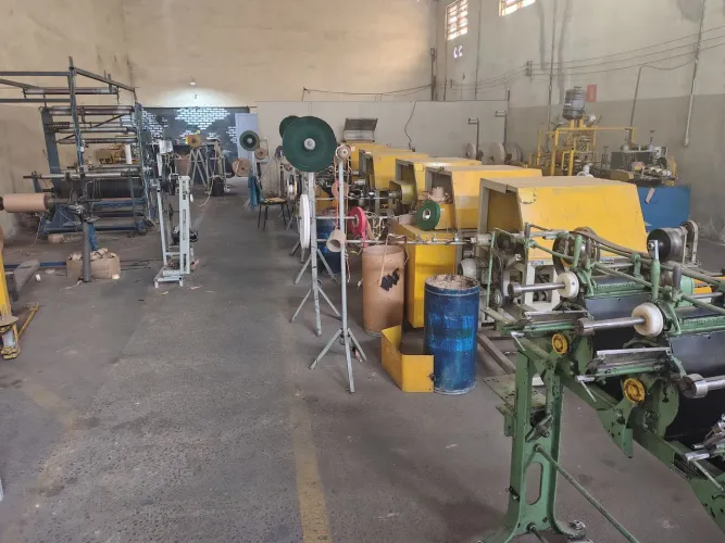 Vendo Maquinário para Fábricar Alças de Papel e Cordão Torcido