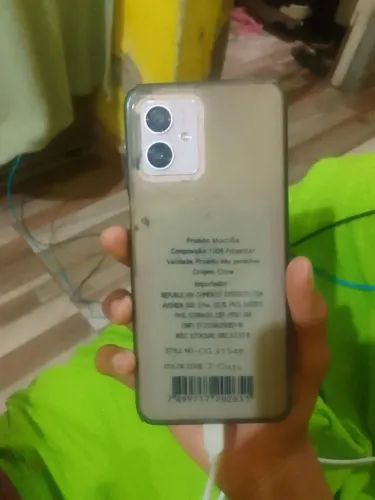 Moto G14 4G 128 GB Tela só em baixo com uma parte branca Mais e de menos