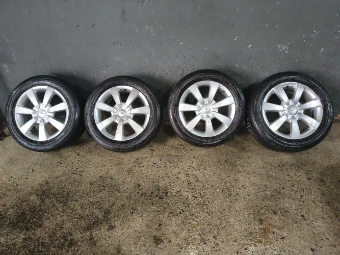 Vendo jogo de rodas New Beetle aro 16