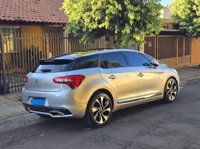 Citroen DS5 1.6 Turbo 16V 5P Aut. 2014