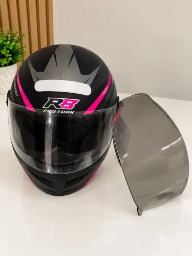 Capacete R8 n° 56 Rosa, com duas viseiras.