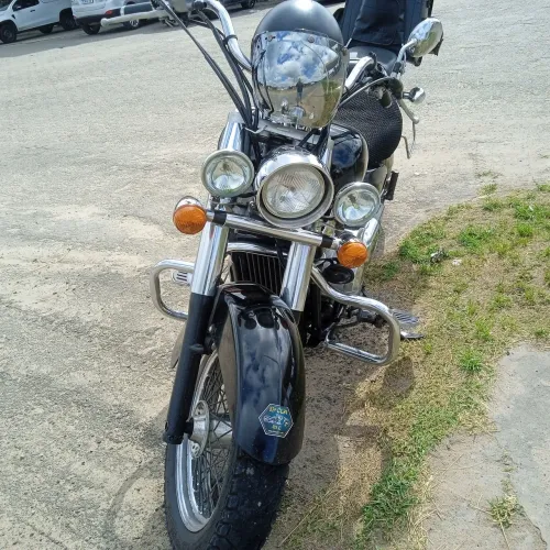 Vendo moto shadow 750 TEL *