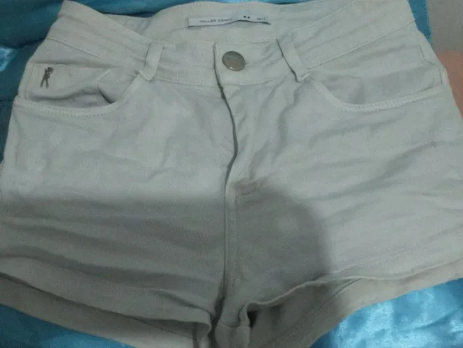 Short cor creme da Miller Denim