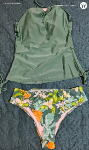 Vendo Vários Biquinís, maiôs e Short Maiôs nunca usados novos
