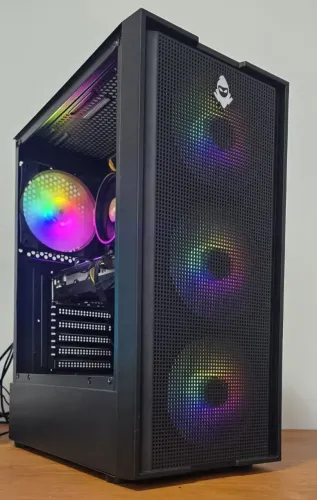 PC Gamer Ryzen 5 5600 16GB Memória RAM ?DDR4 SSD 240GB + 500GB HDD + RX560XT 8GB Fonte 550