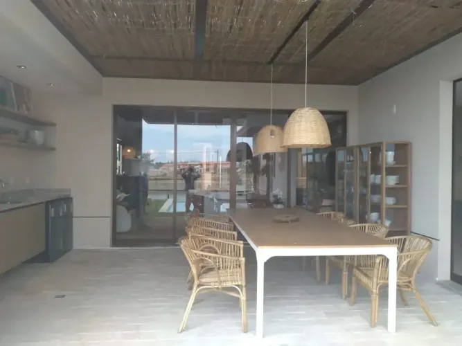 CASA EM CONDOMINIO EM BUZIOS 207 m2 com 3 quartos