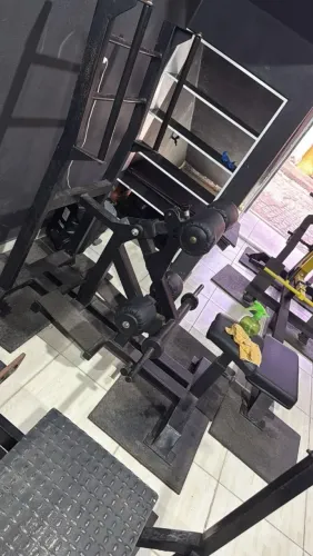 Elevação pélvica vertical Leg 45 suporte agachamento 