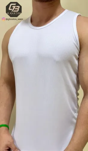 Regatas masculinas na cor branco e preto