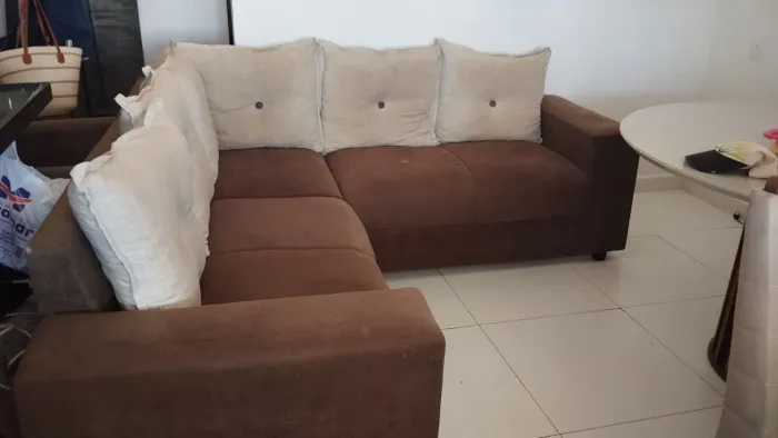 Sofá em L