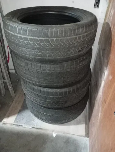 Jogo pneu aro 275/55/20