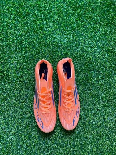 Chuteira Adidas F50
