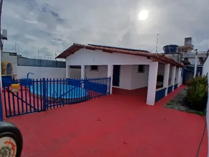 R$ 250,00 à diária no feriado de Corpus Christi Nesta Casa  03 Quartos Climatizados