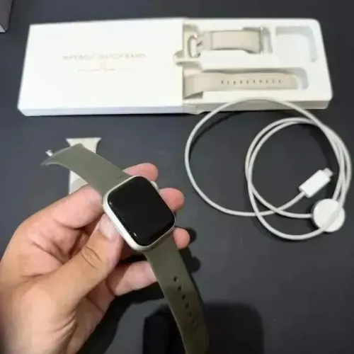 Apple Watch S8 41MM Silver 88% Saúde Com pulseira extra, nunca mexido! Barato! Acc cartão!