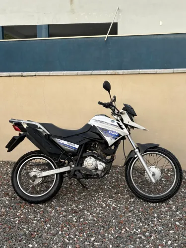 ? YAMAHA CROSSER 150 ? BEM CUIDADA