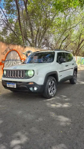 Jeep Renegade Sport 2.0 4X4 TB Diesel Aut. 2016