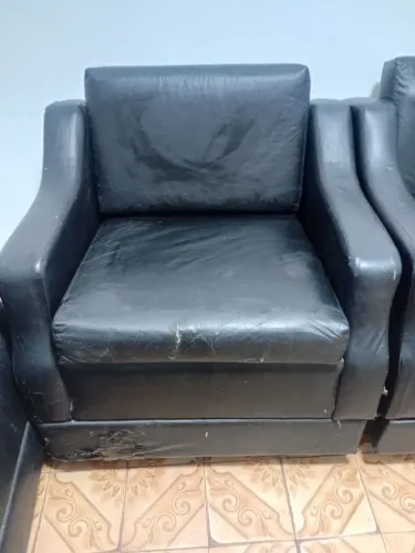 Sofá de couro