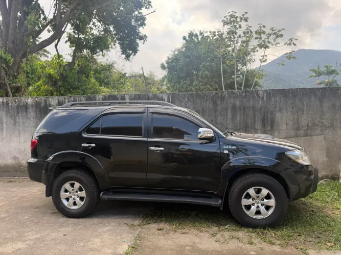 Toyota Hilux SW4 SRV D4-d 4X4 3.0 TDI Dies. AUT 2007