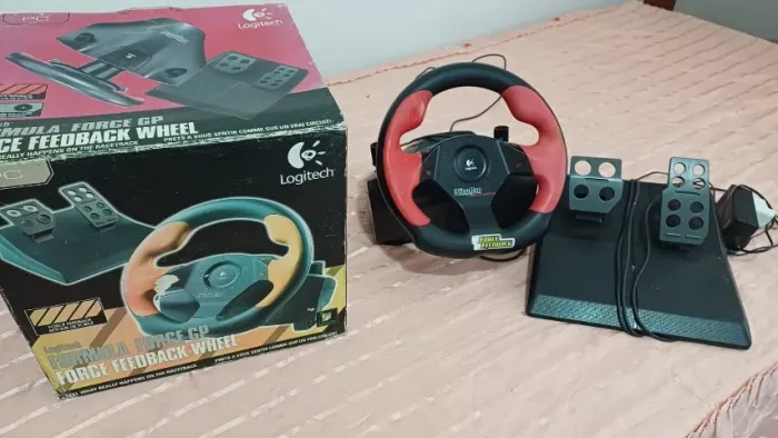 Volante para PC Logitech