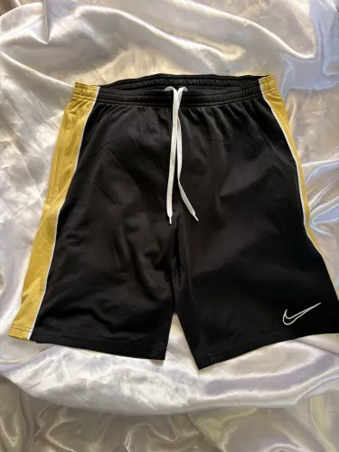 Bermuda Nike Academy