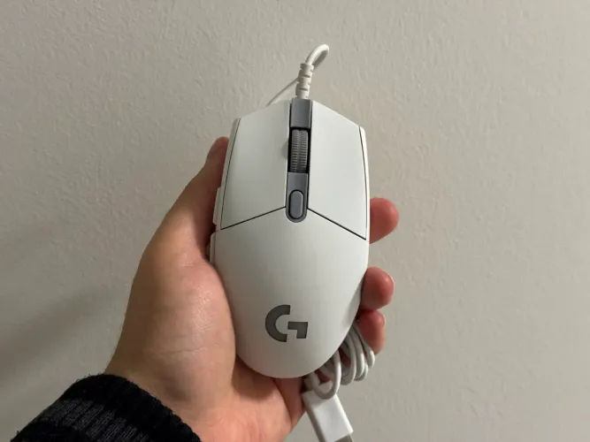 Mouse Gamer Logitech (NOVO)