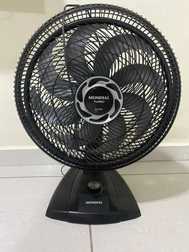 Ventilador de chão Mondial