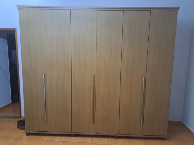 Vendo Guarda-roupas MDF
