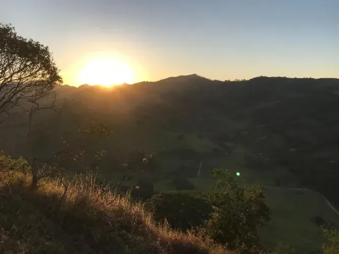 Sítio Maravilhoso com 10 hectares (100.000m²) com Vista para as Montanhas do Sul de Minas