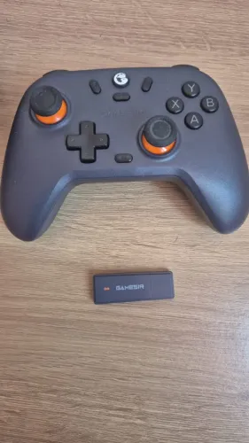 Joystick Gamesir Nova Lite