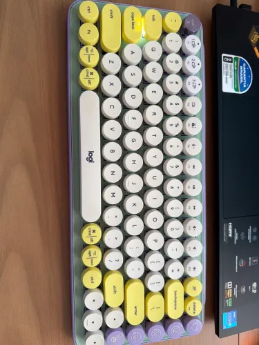 Teclado logitech pop keys