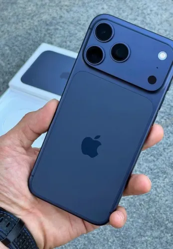 iPhone 17 Pro Max 256GB Azul --- Novo Com Garantia 1 ano Aplle - Modelos Lacrados 