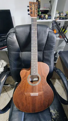 Violão Elétroacustico Folk Rozini Presença Brasil Cor Natural Orientação CANHOTO