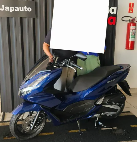 PCX 2025