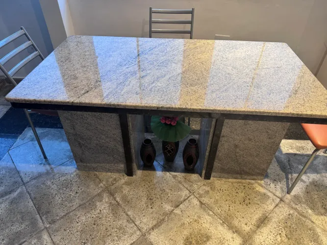 Mesa de granito 