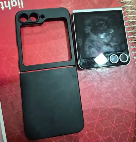 Samsung Z Flip 6 512 gigas - cinza
